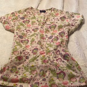 Absolute Frog/Love Scrub Top Size S